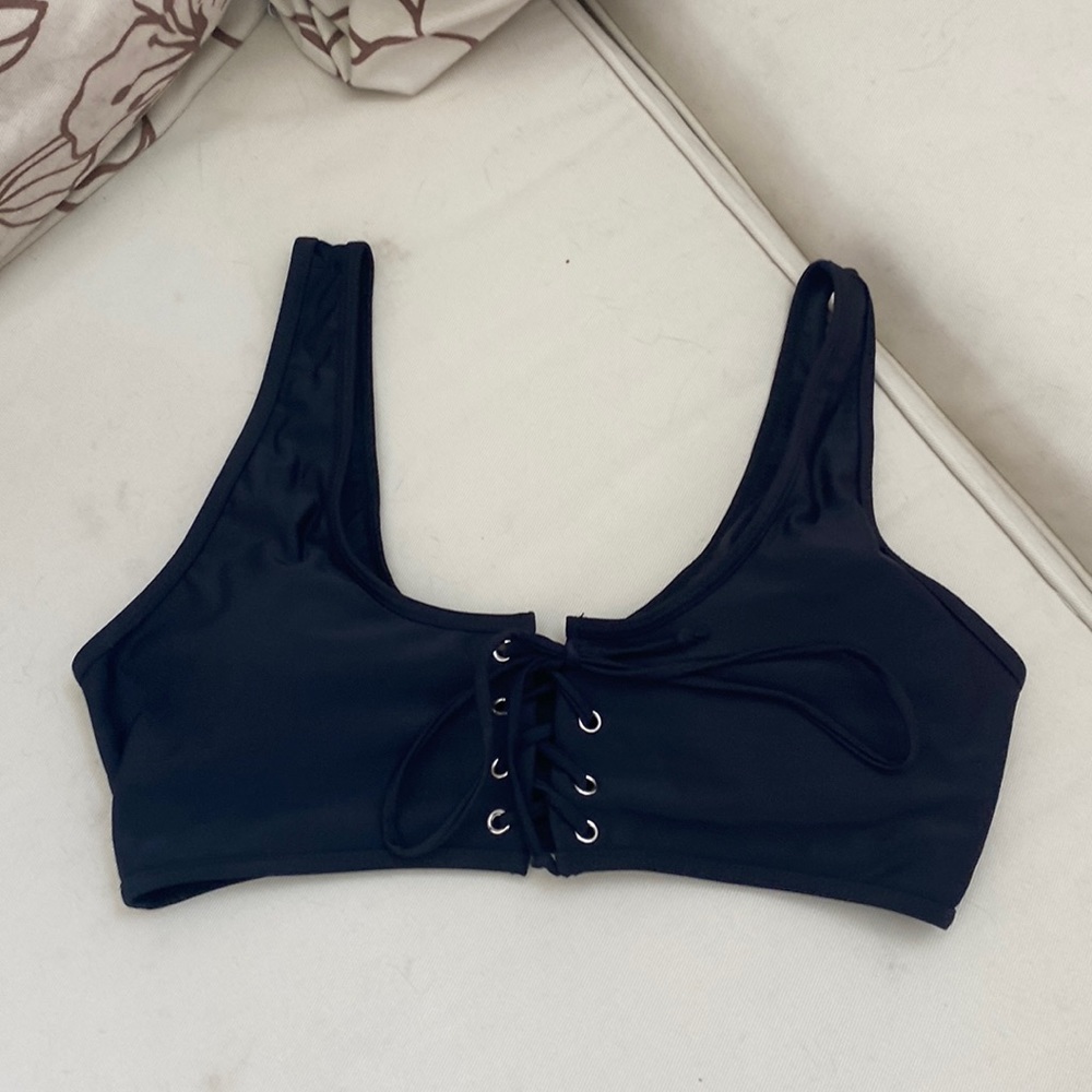 Bralette bikini top